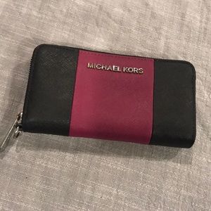 Original Michael Kors wallet